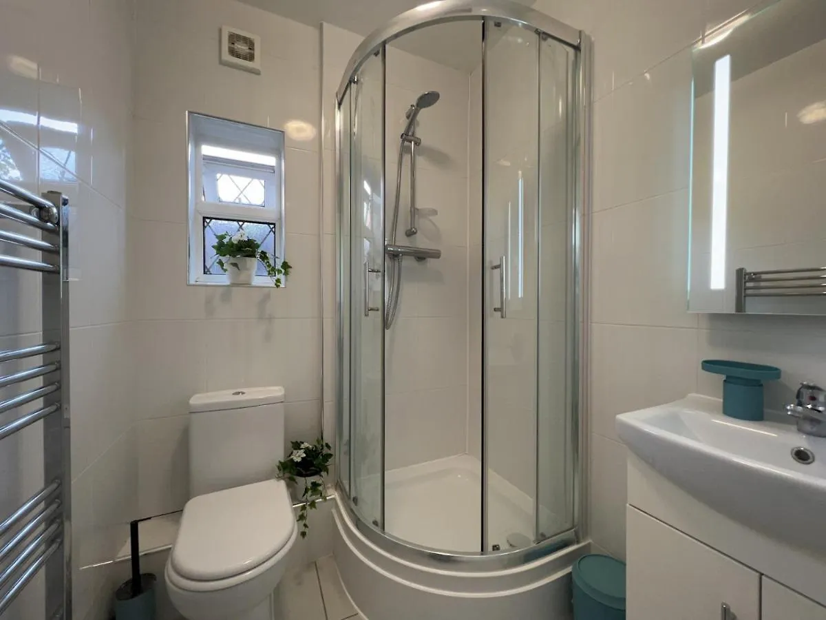 Pass The Keys Cosy Studio Flat Close To Bexleyheath Centre